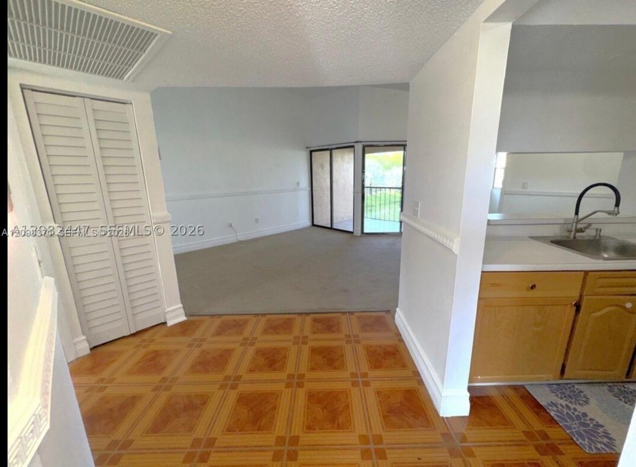 1190 Washington Cir , Unit 1190E, Homestead, FL 33034 Photo