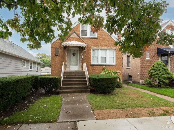 5537 S Normandy Avenue , Chicago, IL 60638