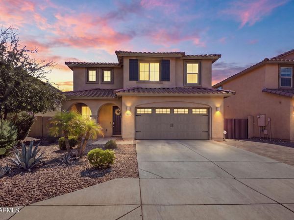 7629 W Fetlock Trail, Peoria, AZ 85383