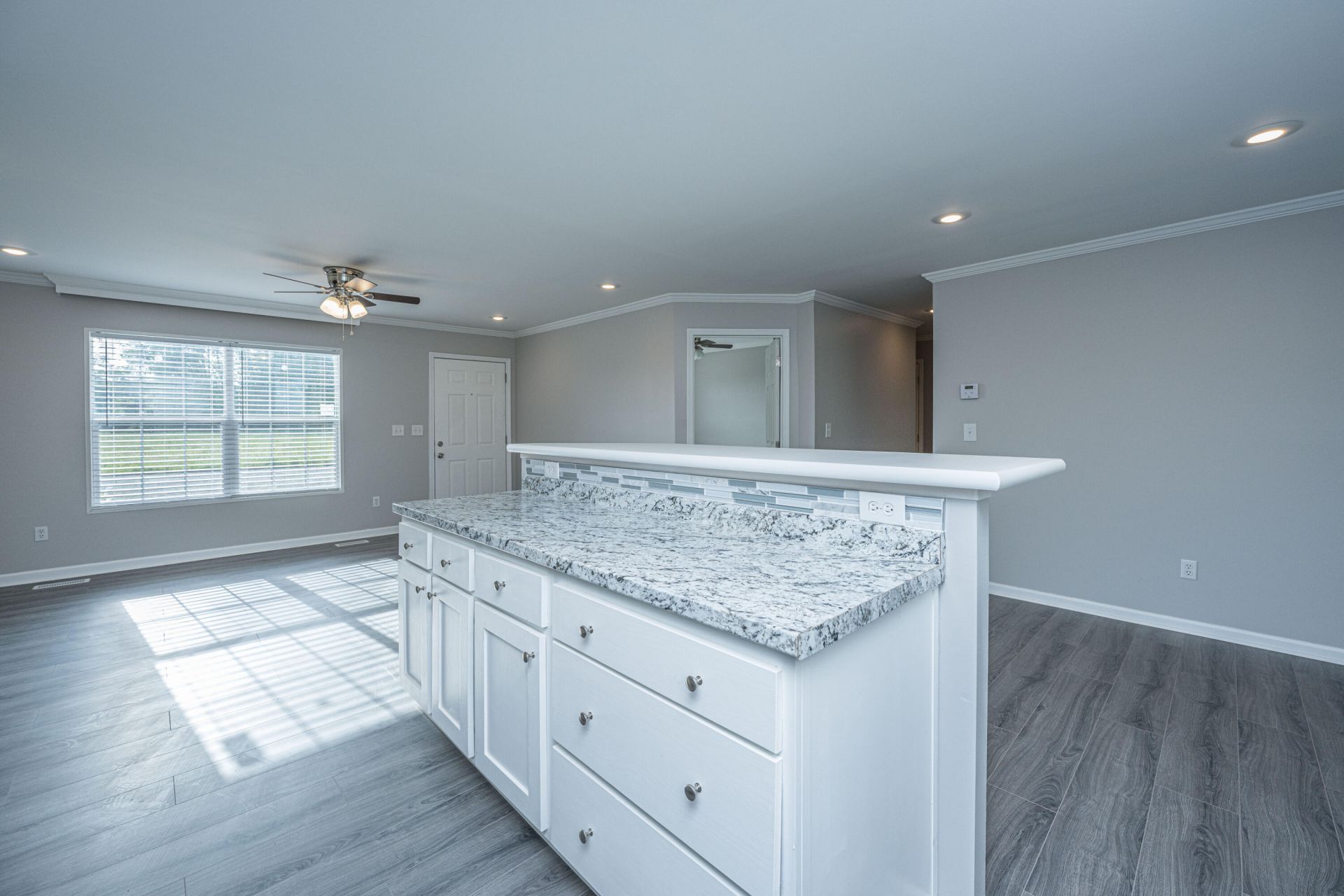 324 Bedford Road Photo 23