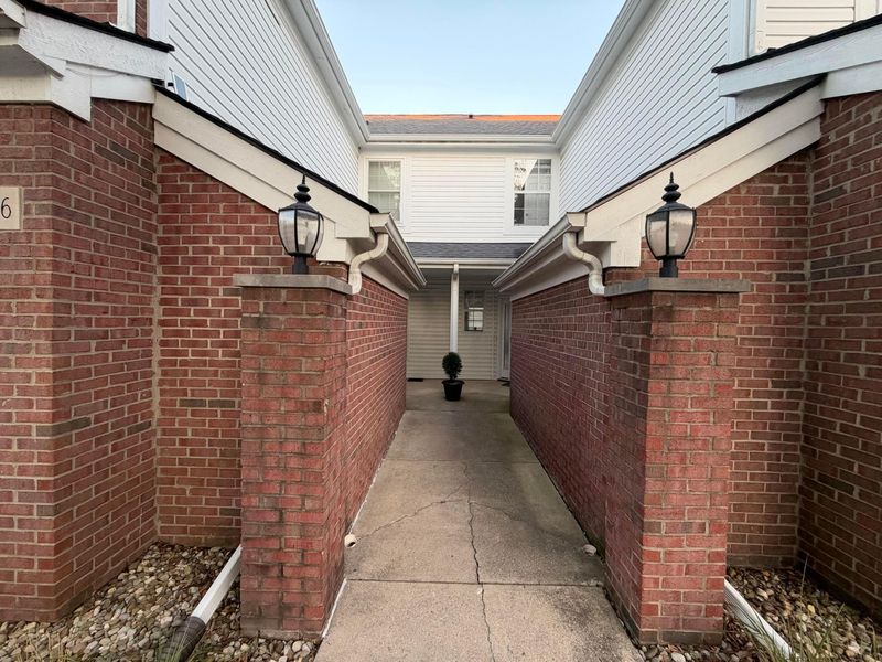 4934 Albany Meadow, Westerville, OH 43081 Photo 5