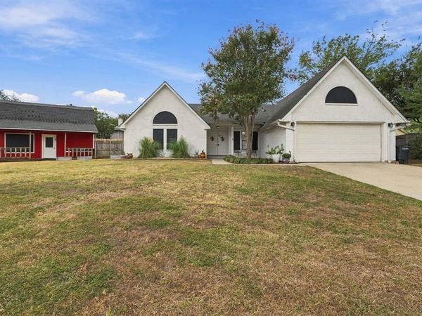 3229 Timberview Court, Corinth, TX 76210