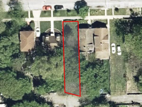 45 E 103rd Place , Chicago, IL 60628