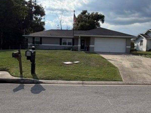 10860 SE 43RD AVENUE , BELLEVIEW, FL 34420