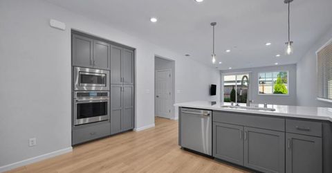 1711 Carson River Loop, Lincoln, CA 95648 Photo