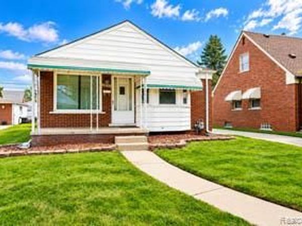 15228 Warwick Avenue , Allen Park, Mi 48101