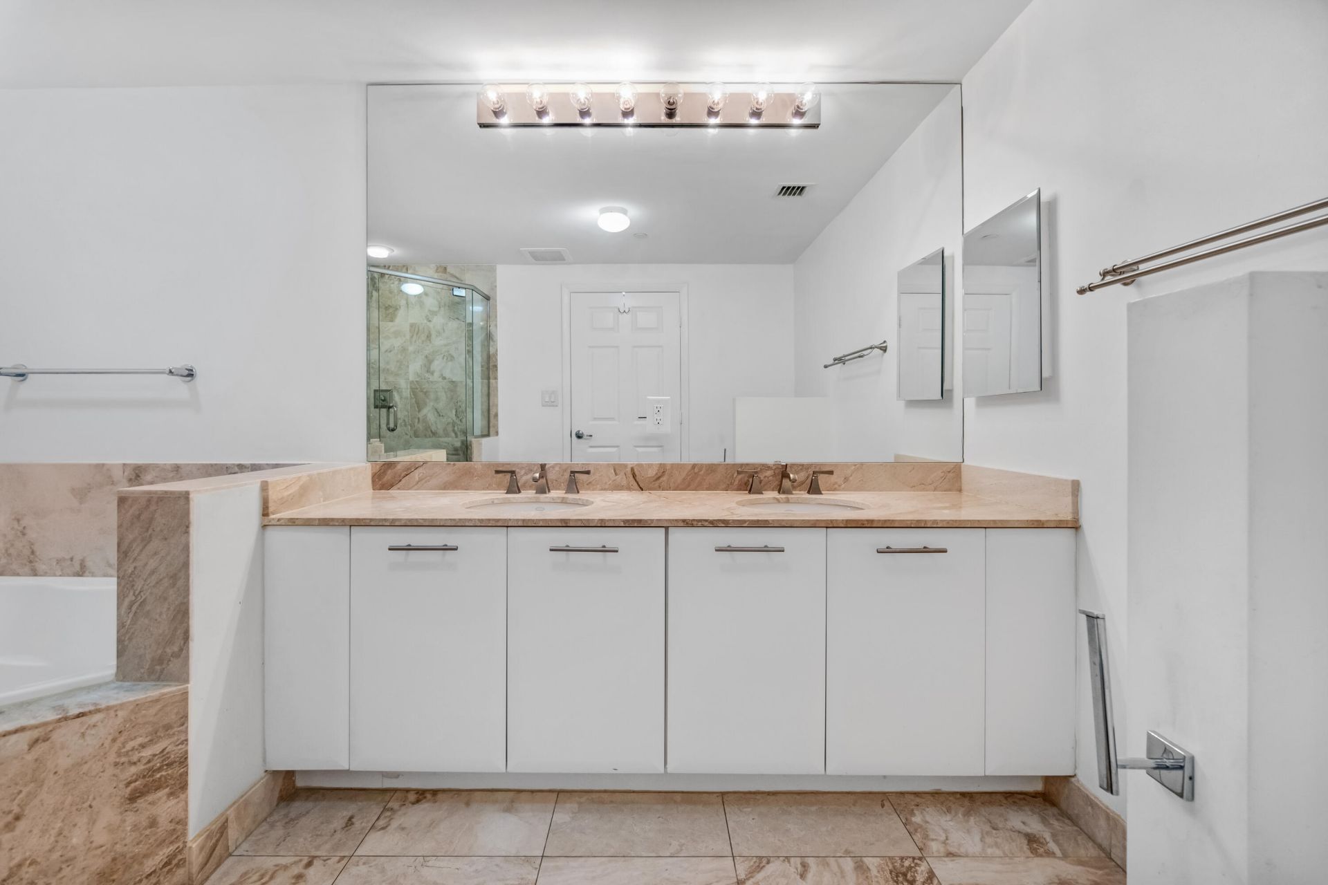 510 NW 84th Avenue, Unit 428, Plantation, FL 33324 Photo
