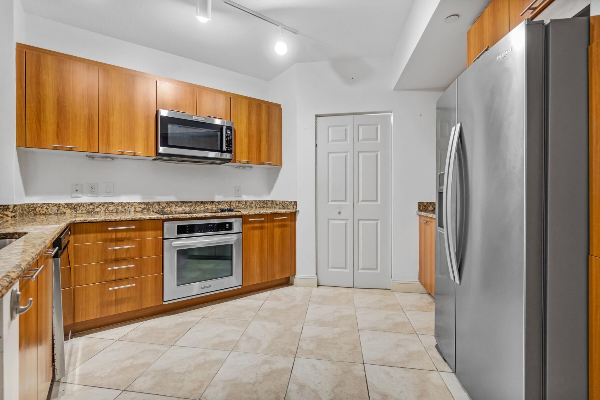 510 NW 84th Avenue, Unit 428, Plantation, FL 33324 Photo