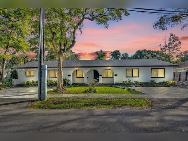 2300 SW 18th Ter , Fort Lauderdale, FL 33315