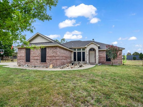 108 Butternut Court , Weatherford, TX 76088