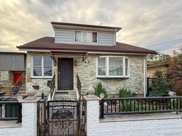 Unit 2, Valley Stream, NY 11580
