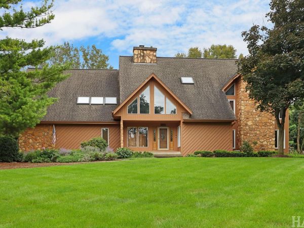 6423 Chickaloon Drive , McHenry, IL 60050