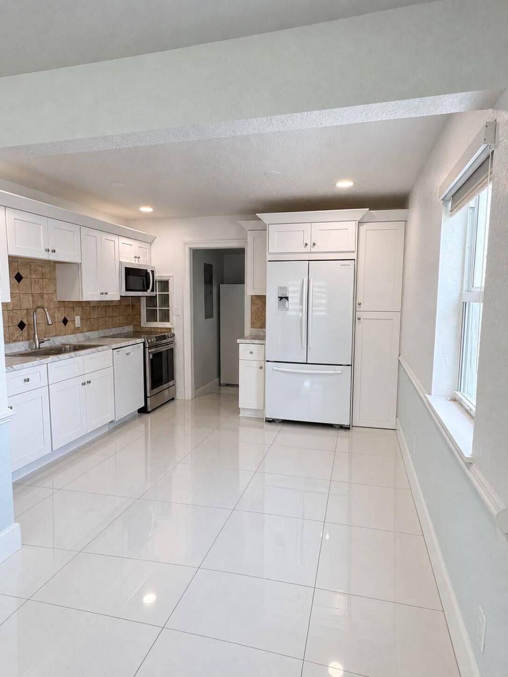 2333 Wabasso Drive, West Palm Beach, FL 33409 Photo