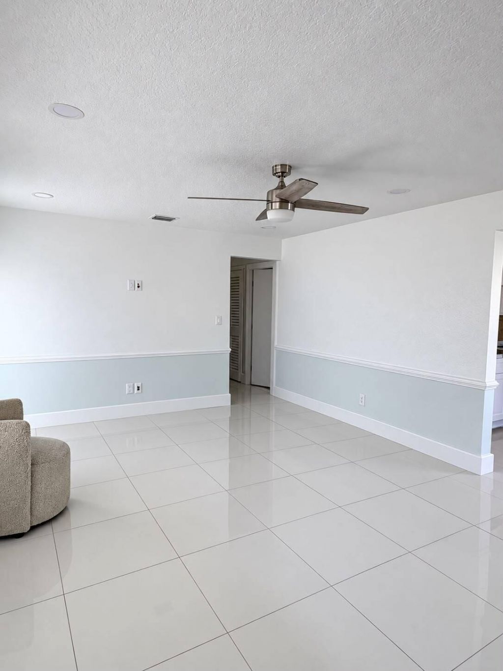 2333 Wabasso Drive, West Palm Beach, FL 33409 Photo