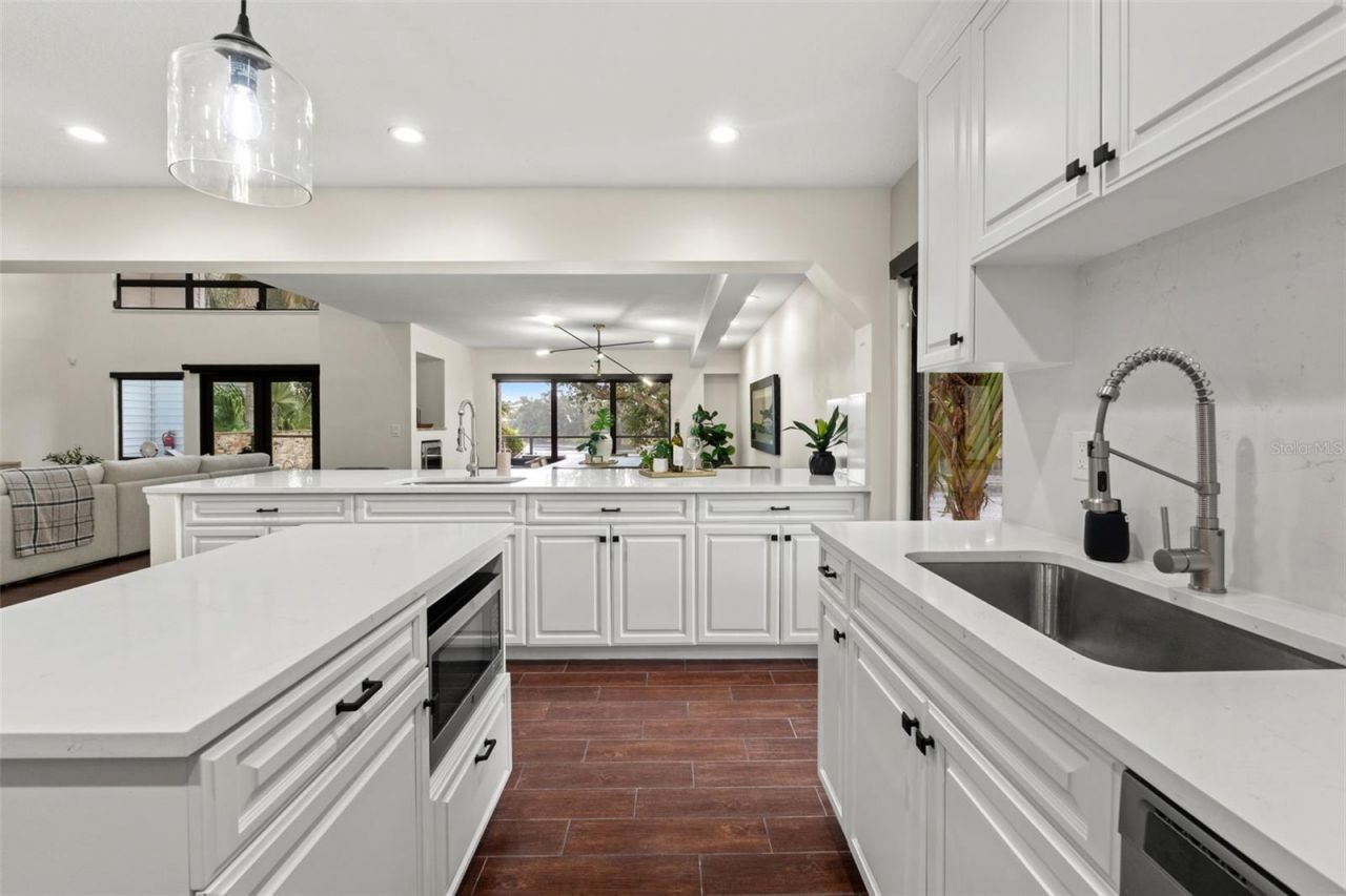 4035 N River View Avenue, Tampa, FL 33607 Photo