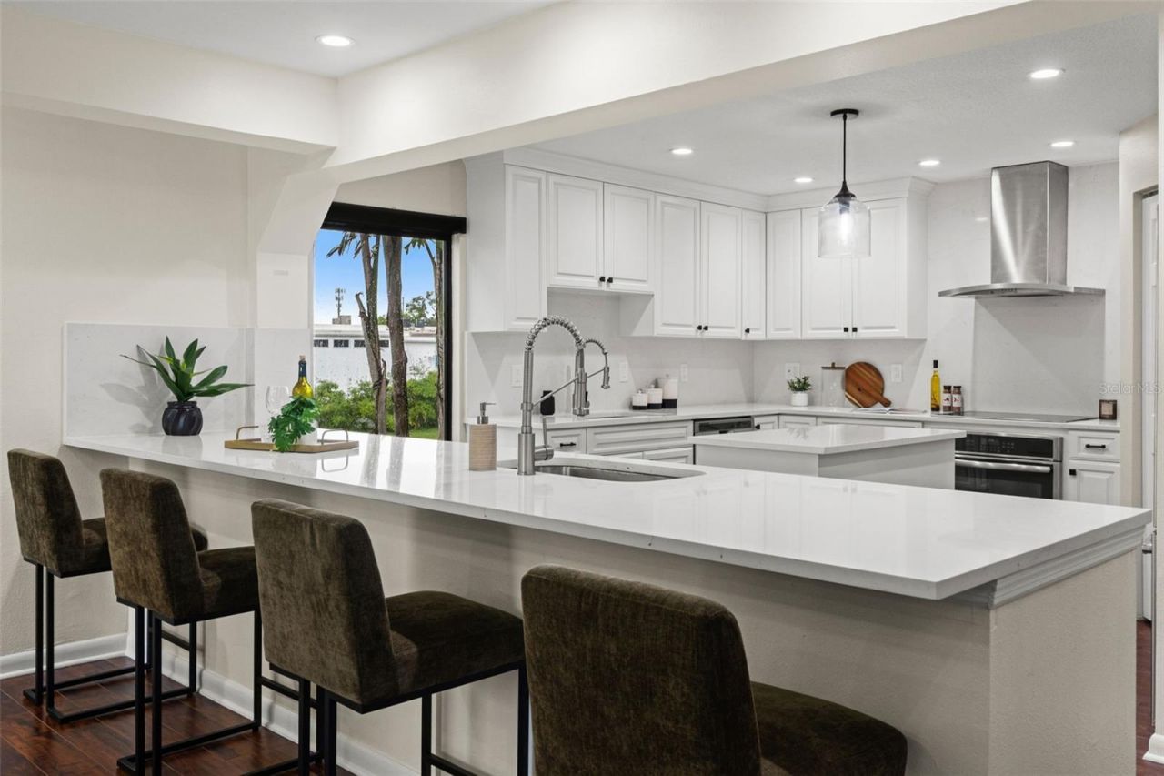 4035 N River View Avenue, Tampa, FL 33607 Photo