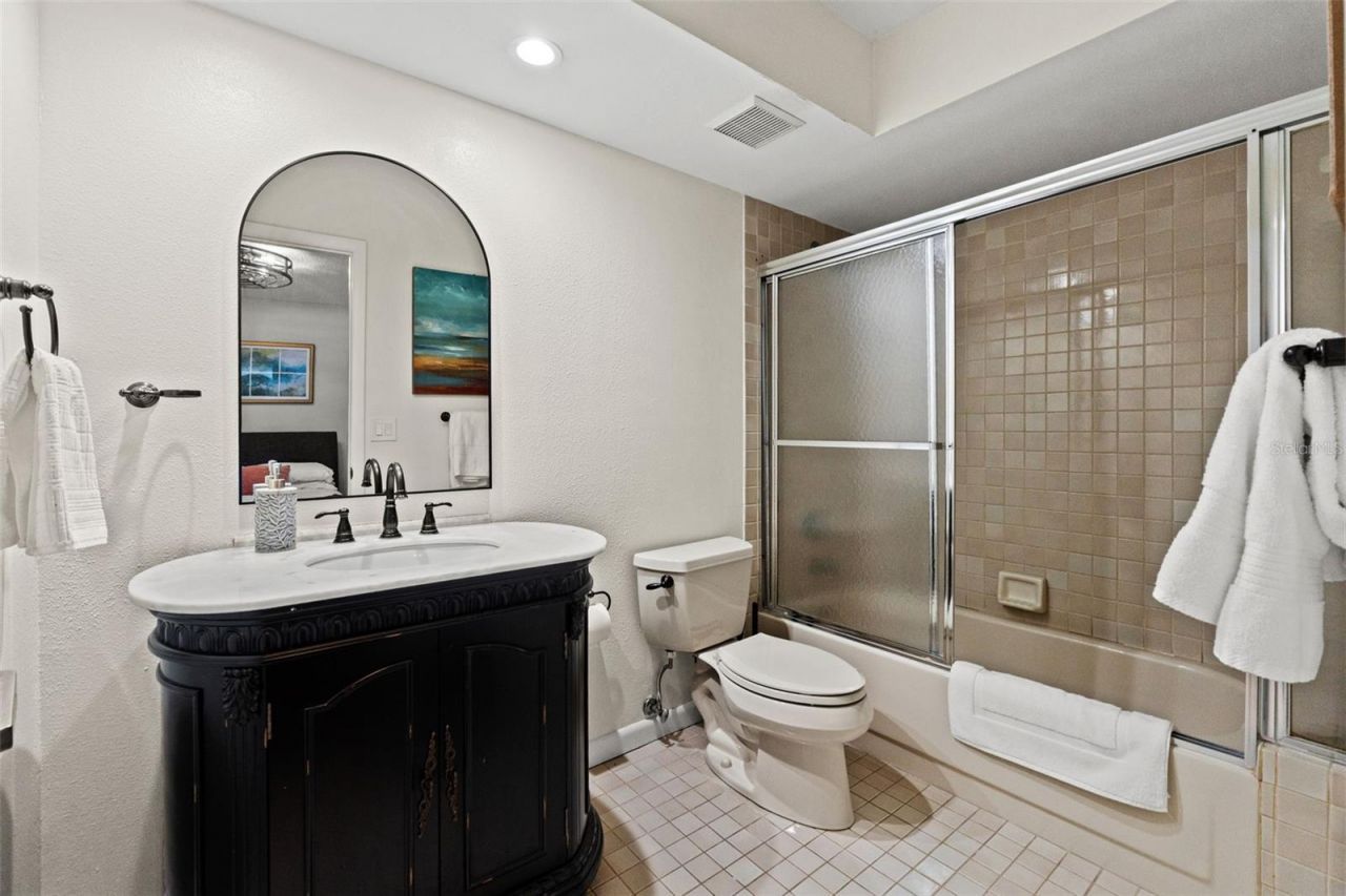 4035 N River View Avenue, Tampa, FL 33607 Photo