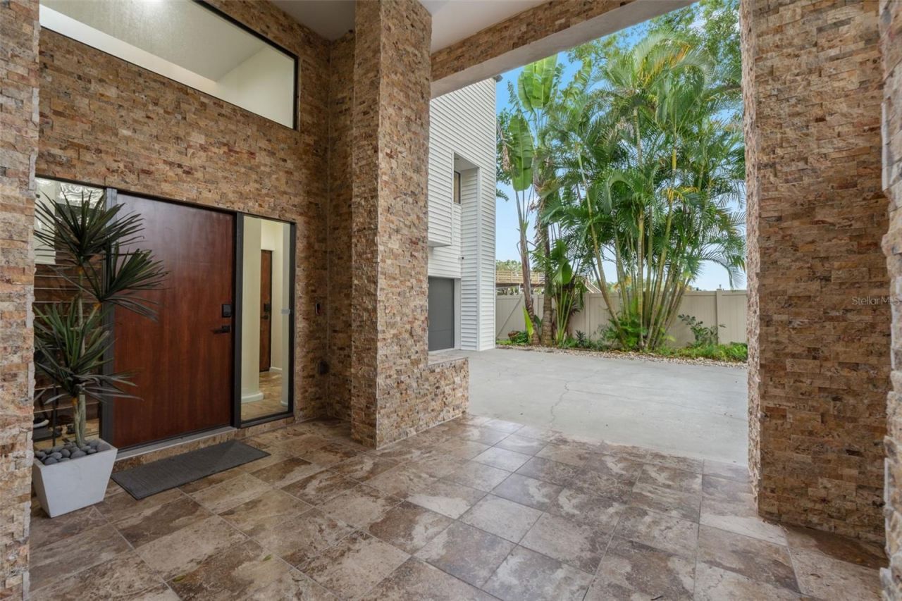 4035 N River View Avenue, Tampa, FL 33607 Photo