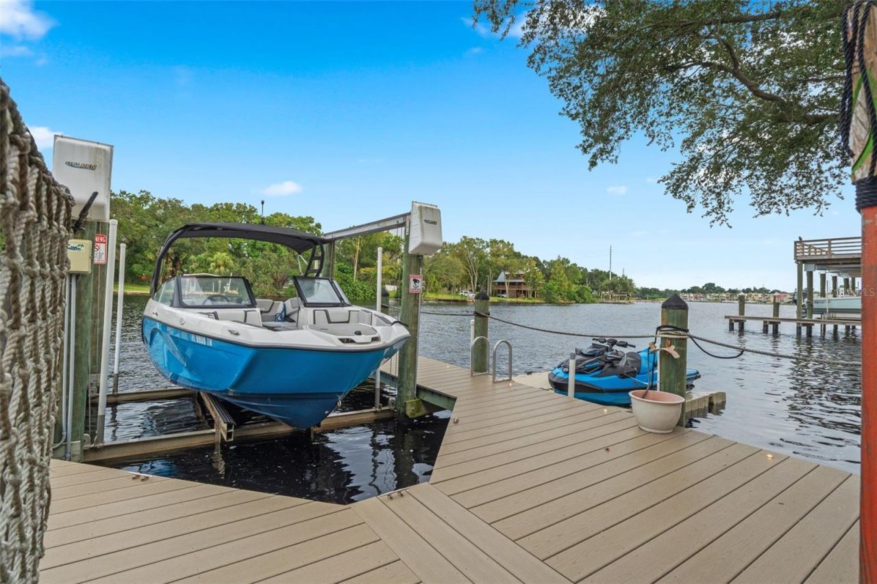 4035 N River View Avenue, Tampa, FL 33607 Photo