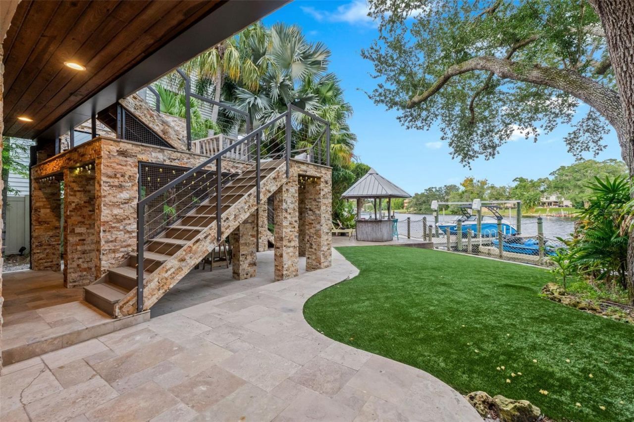 4035 N River View Avenue, Tampa, FL 33607 Photo