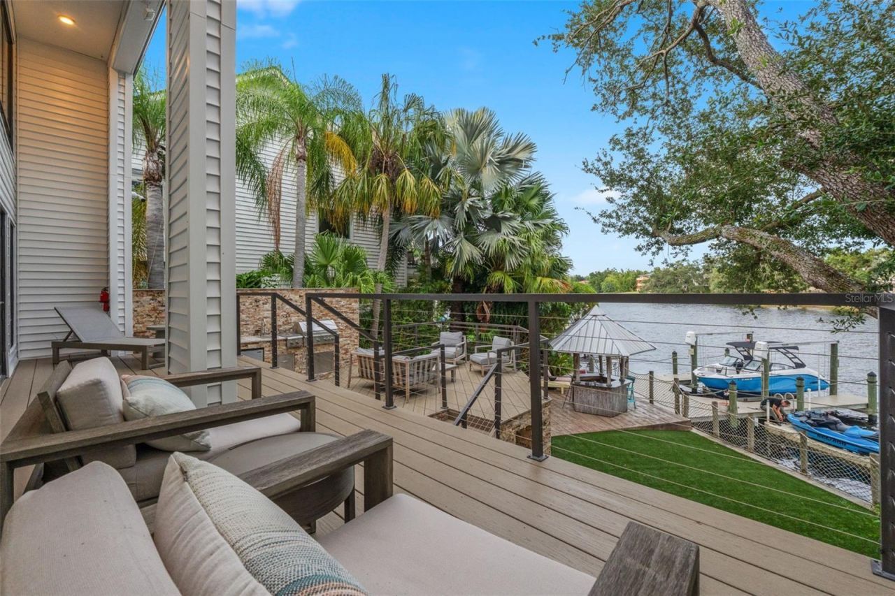 4035 N River View Avenue, Tampa, FL 33607 Photo