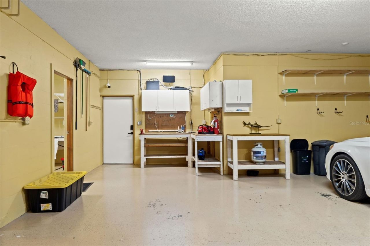 4035 N River View Avenue, Tampa, FL 33607 Photo
