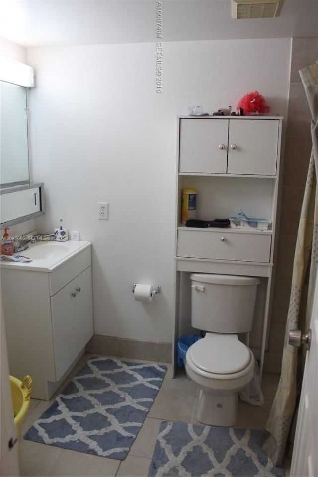 1801 S Treasure Dr, Unit 509, North Bay Village, FL 33141 Photo