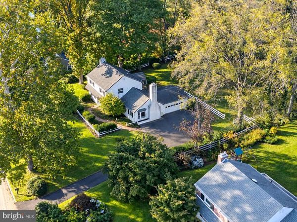 209 PLUSH MILL ROAD, WALLINGFORD, PA 19086