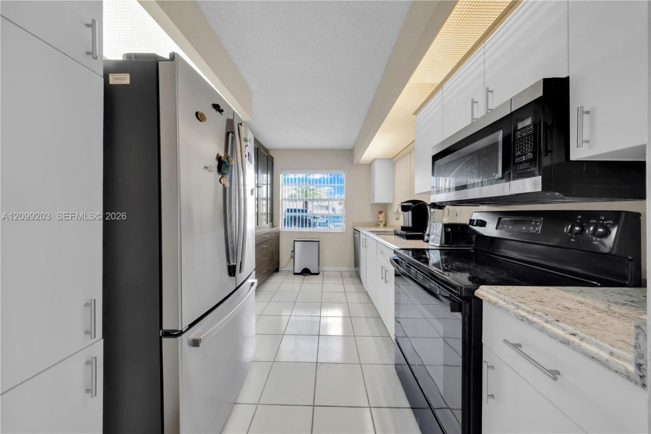 2257 SE 27th Dr, Unit 103-E, Homestead, FL 33035 Photo