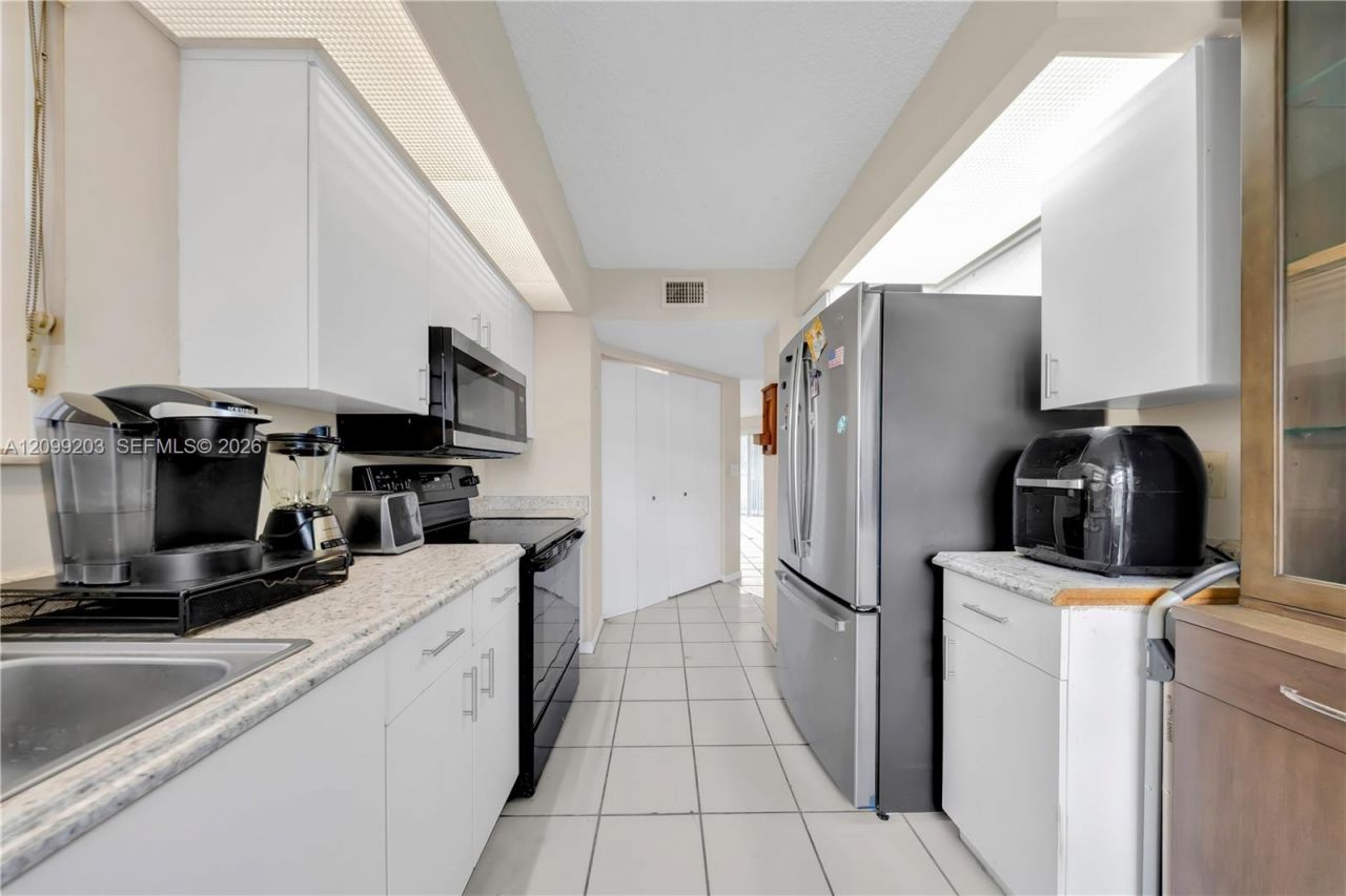 2257 SE 27th Dr, Unit 103-E, Homestead, FL 33035 Photo