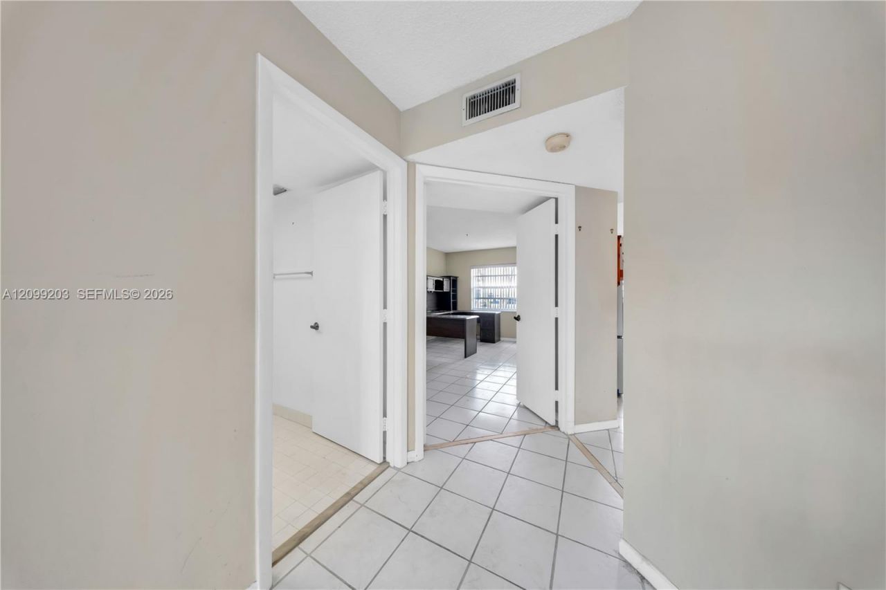 2257 SE 27th Dr, Unit 103-E, Homestead, FL 33035 Photo