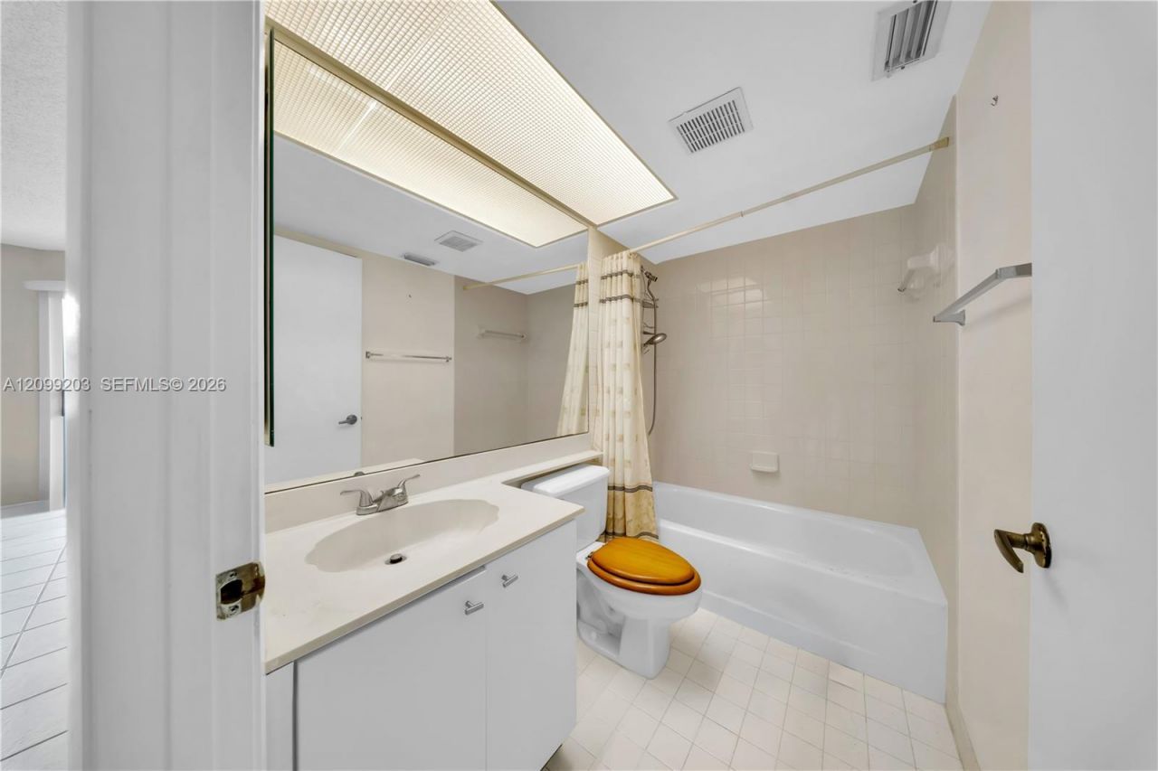 2257 SE 27th Dr, Unit 103-E, Homestead, FL 33035 Photo