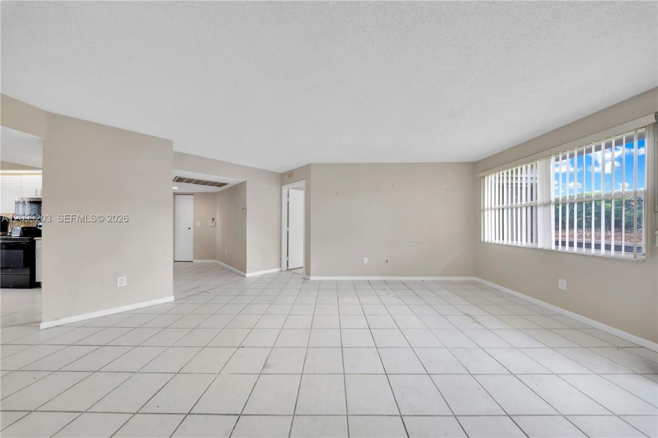 2257 SE 27th Dr, Unit 103-E, Homestead, FL 33035 Photo