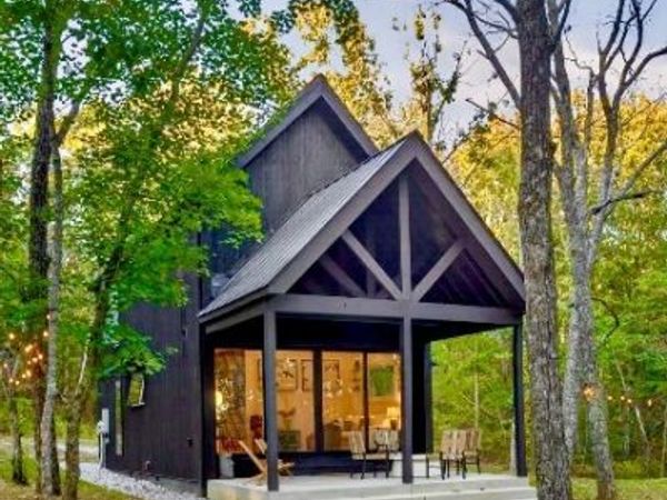 377 Valley View Drive, Altamont, TN 37301