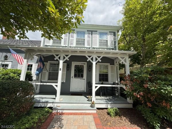 5 Murray Hill Sq, New Providence, NJ 07974