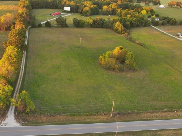 30001 State Highway Hh, Urbana, MO 65767