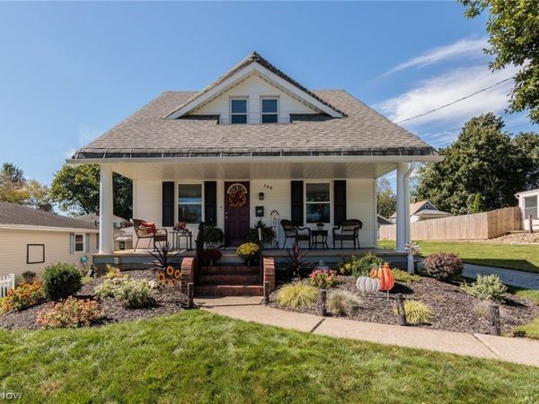 796 Graceland Avenue , Barberton, OH 44203