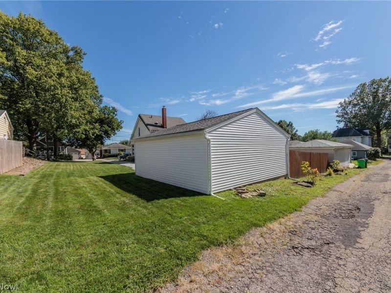 796 Graceland Avenue, Barberton, OH 44203 Photo 43