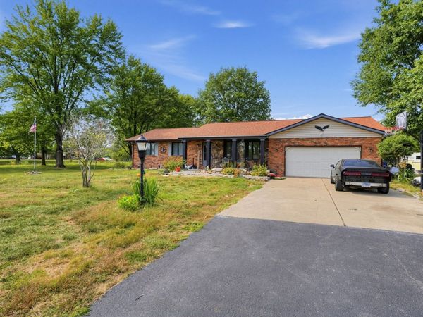 5 Bethany Drive , Troy, IL 62294
