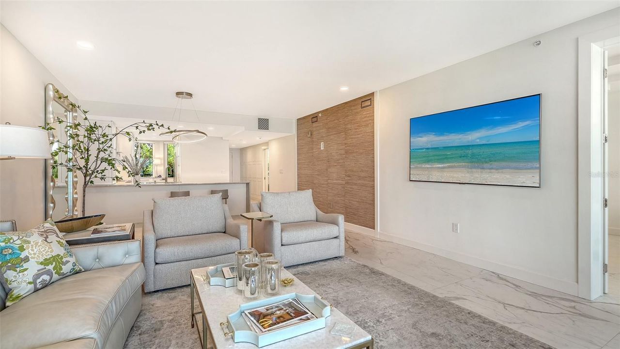 5461 Gulf Of Mexico Drive, Unit 304, Longboat Key, FL 34228 Photo