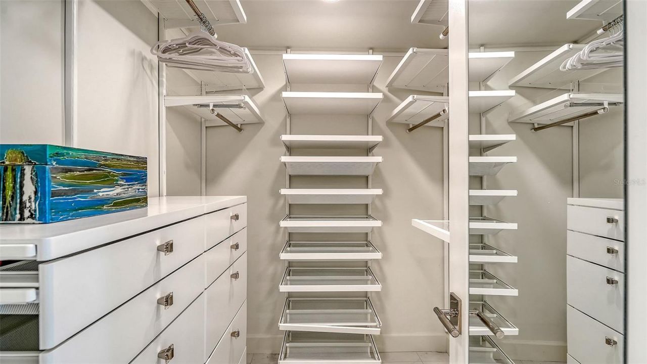 5461 Gulf Of Mexico Drive, Unit 304, Longboat Key, FL 34228 Photo