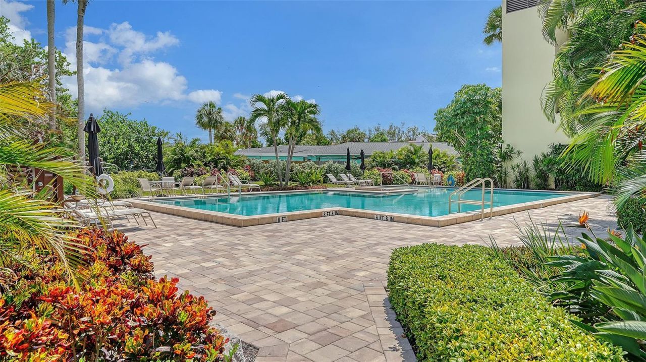 5461 Gulf Of Mexico Drive, Unit 304, Longboat Key, FL 34228 Photo