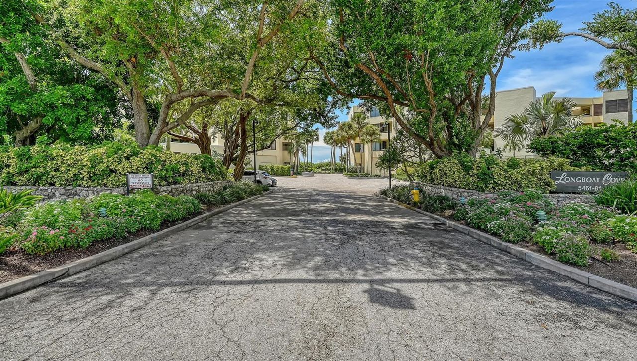 5461 Gulf Of Mexico Drive, Unit 304, Longboat Key, FL 34228 Photo
