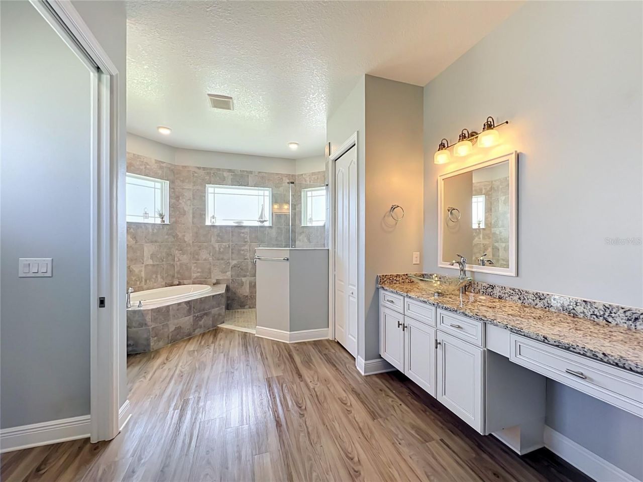 2595 Jolena Drive , Melbourne, FL 32935 Photo