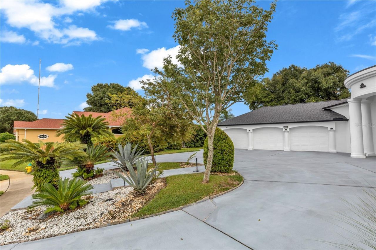 417 Greenridge Court, Debary, FL 32713 Photo