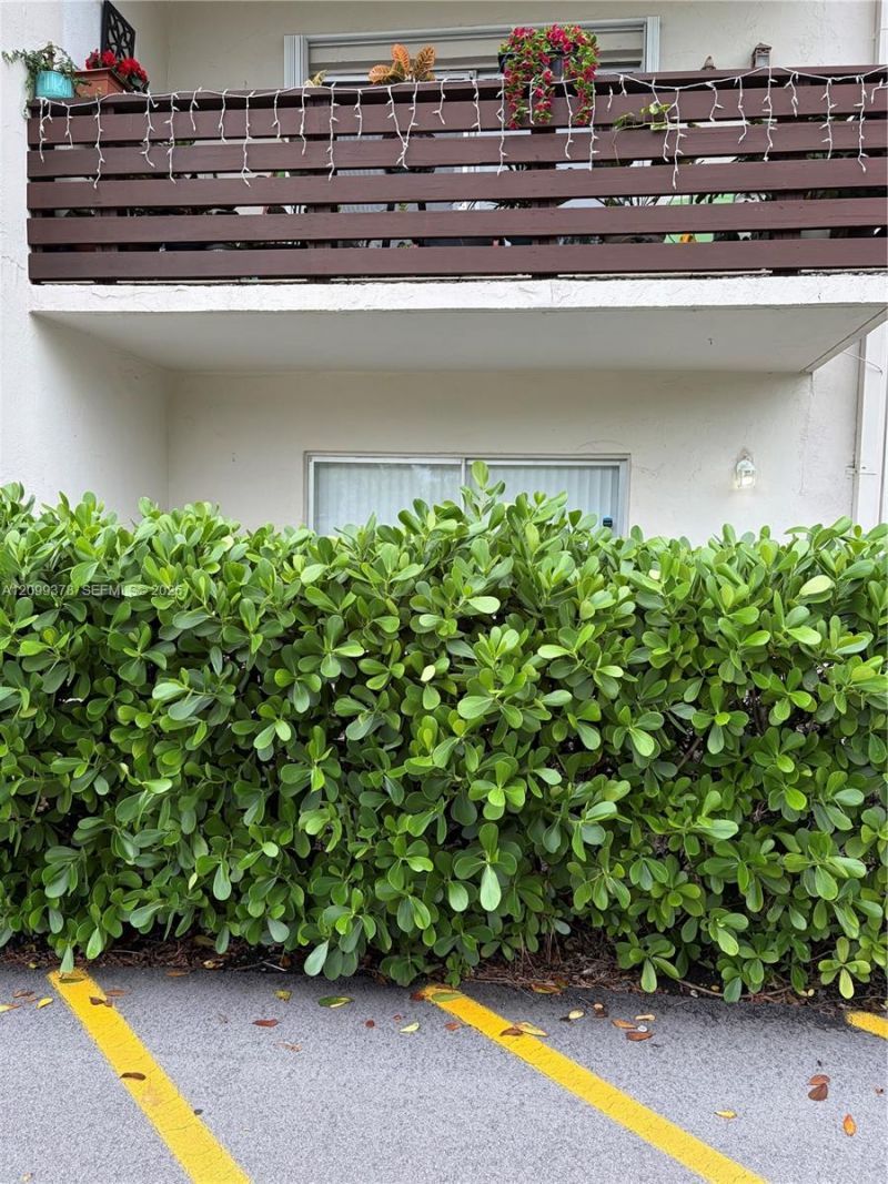 7477 SW 82nd St, Unit C120, Miami, FL 33143 Photo