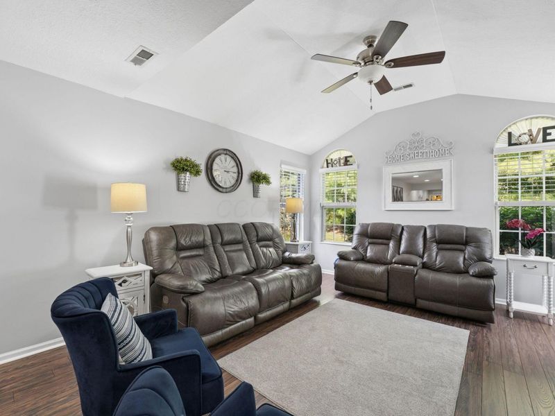 92 Green Lane , Pickerington, OH 43147 Photo 11