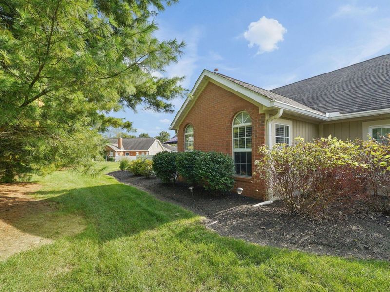 92 Green Lane , Pickerington, OH 43147 Photo 2