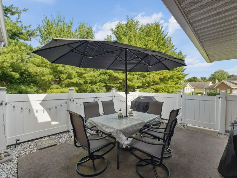 92 Green Lane , Pickerington, OH 43147 Photo 3