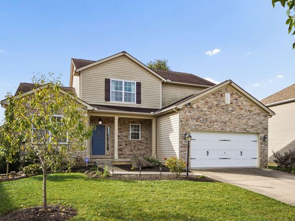 598 Preston Trails Drive , Pickerington, OH 43147